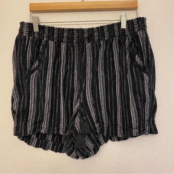 Briggs Linen Blend Pull-On Black stripe Shorts with Pockets Drawstring hi rise-L - Picture 2 of 11